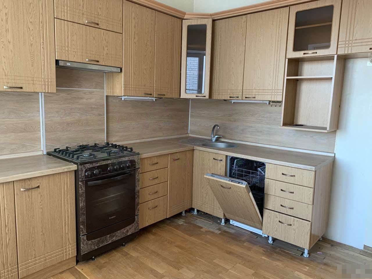 3-к. квартира, 105 м², 9/10 эт. (547831) 3-к. квартира, 105 м², 9/10 эт. (547831)