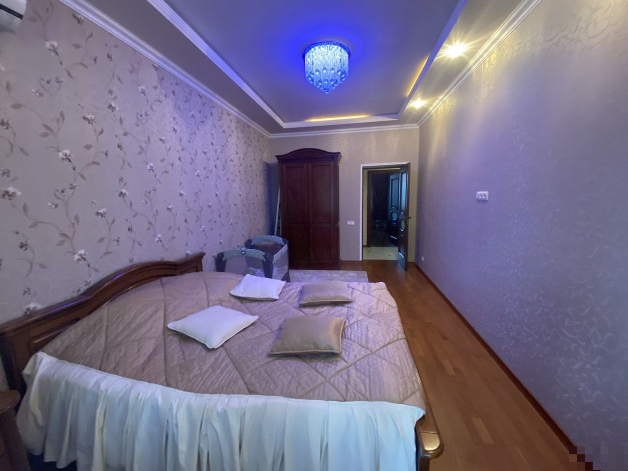 3-к. квартира, 110 м², 3/3 эт. (545566) 3-к. квартира, 110 м², 3/3 эт. (545566)