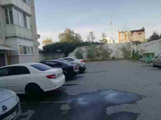3-к. квартира, 83 м², 1/3 эт. (545994) 3-к. квартира, 83 м², 1/3 эт. (545994)