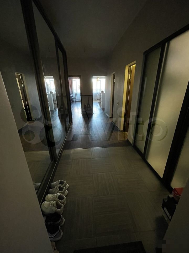 Квартира-студия, 66 м², 1/3 эт. (547681) Квартира-студия, 66 м², 1/3 эт. (547681)